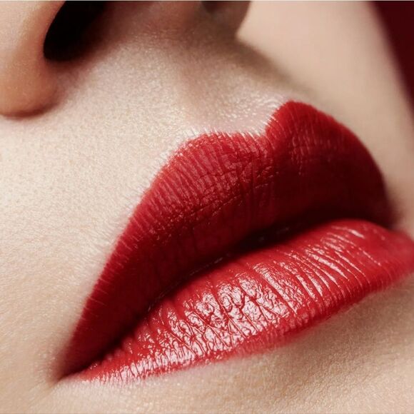 Bobbi Brown Lunar New Year Luxe Lipstick - Picture 3 of 8